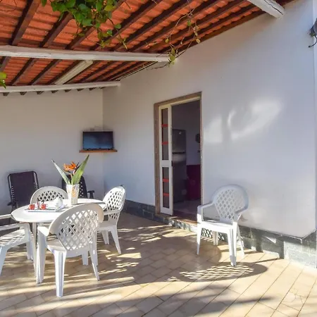 Beautiful In With House Sea View
