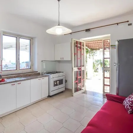 Beautiful In With House Sea View