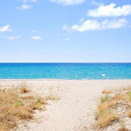 3 Bedroom Beautiful In * Ricadi