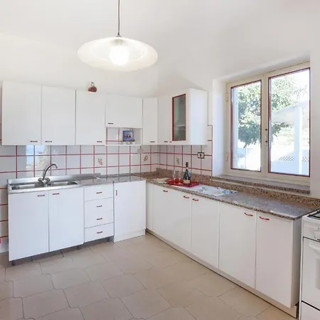 3 Bedroom Beautiful In *