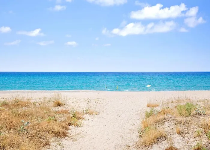 3 Bedroom Beautiful In * Ricadi